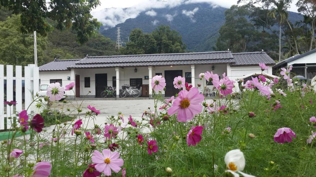 关山镇春风小栈公寓 外观 照片